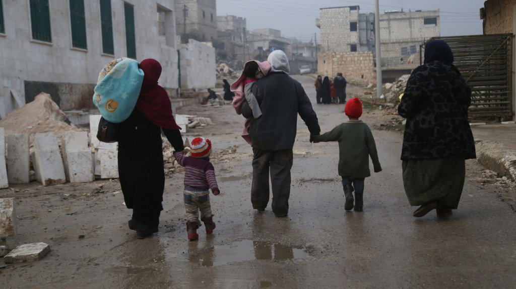 Syrian Displaced Face Winter and Poverty: Response Team