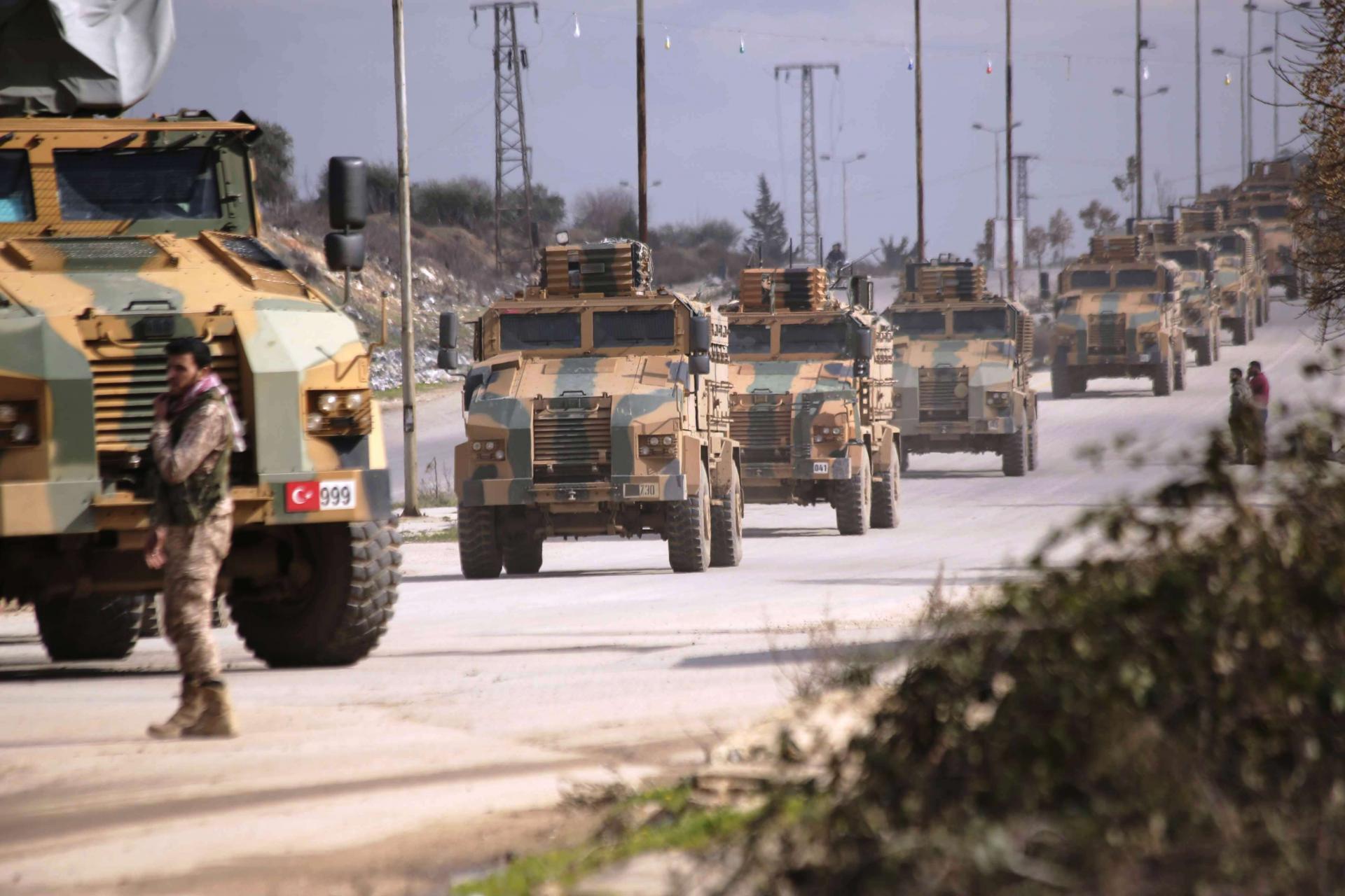Turkey Sends Massive Military Reinforcements to Idleb