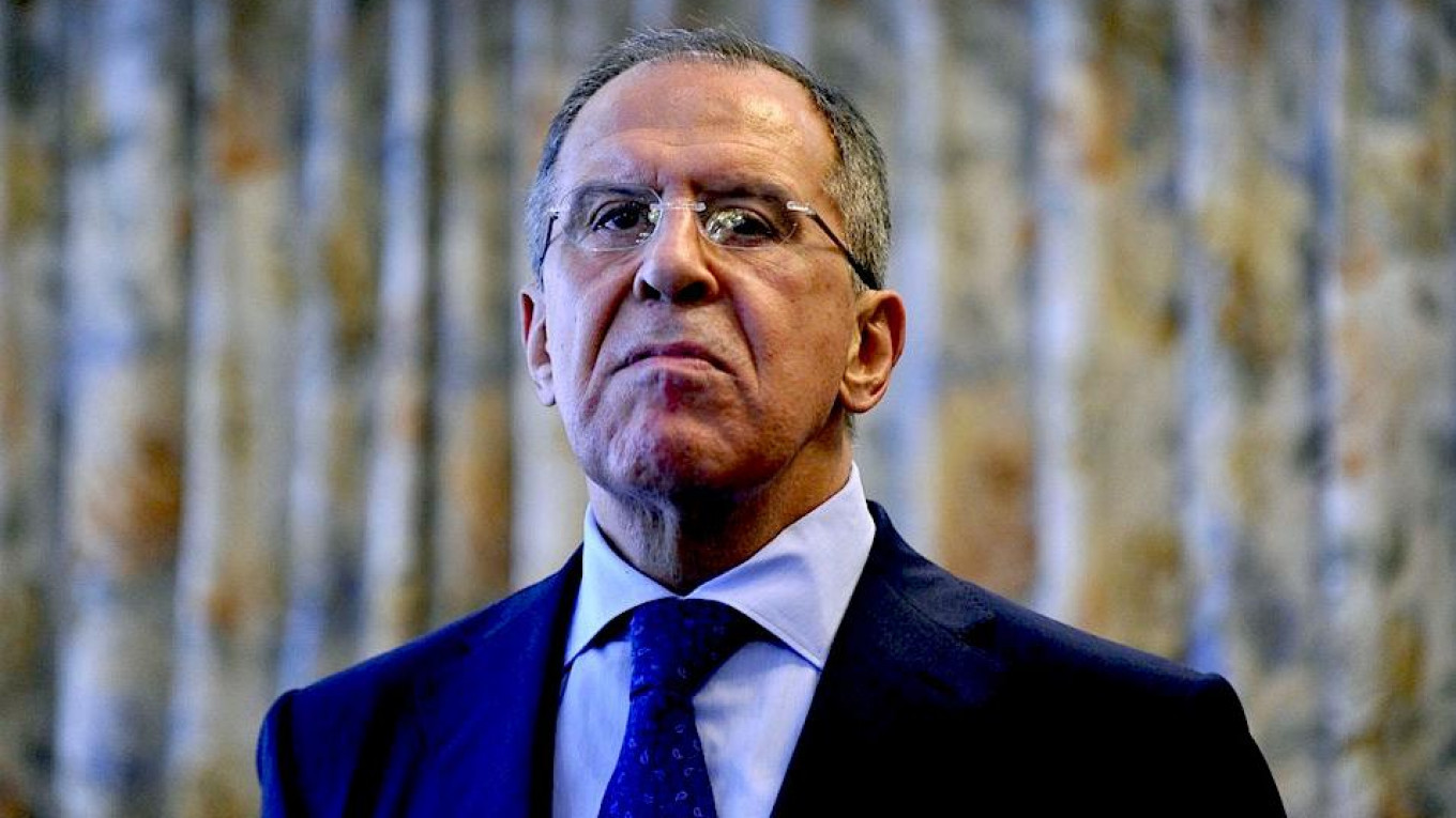 Lavrov: Western Countries are Inciting OPCW Against Syria