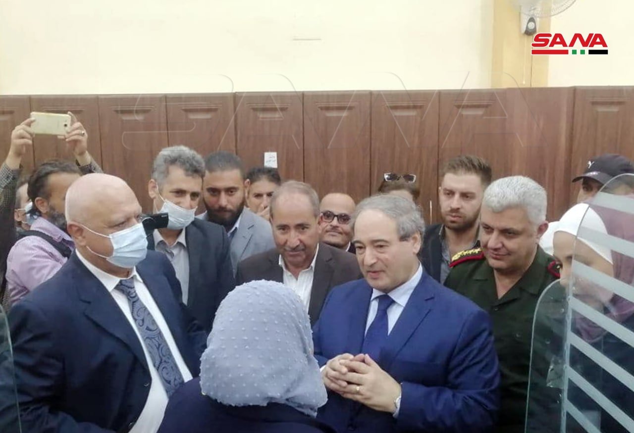 Minister Mekdad Inaugurates Consular Office in Daraa