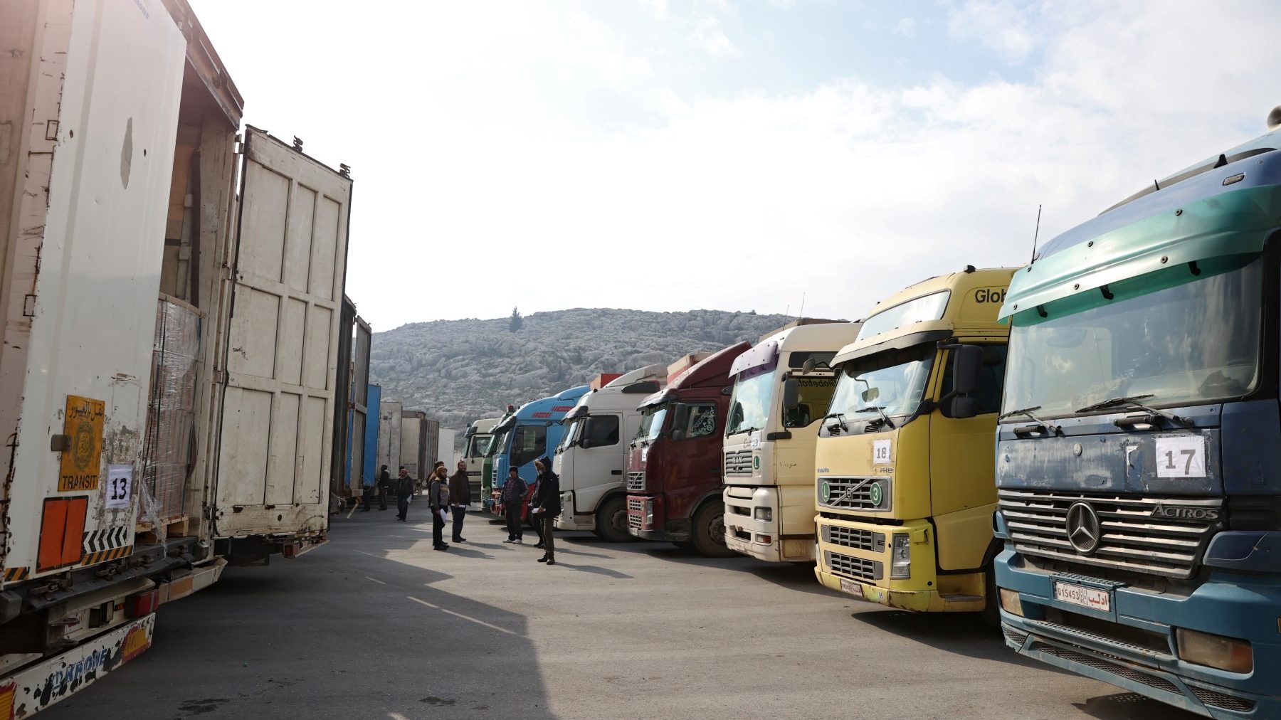 Regime Manipulating Aid in Syria, Withholding it from Opponents