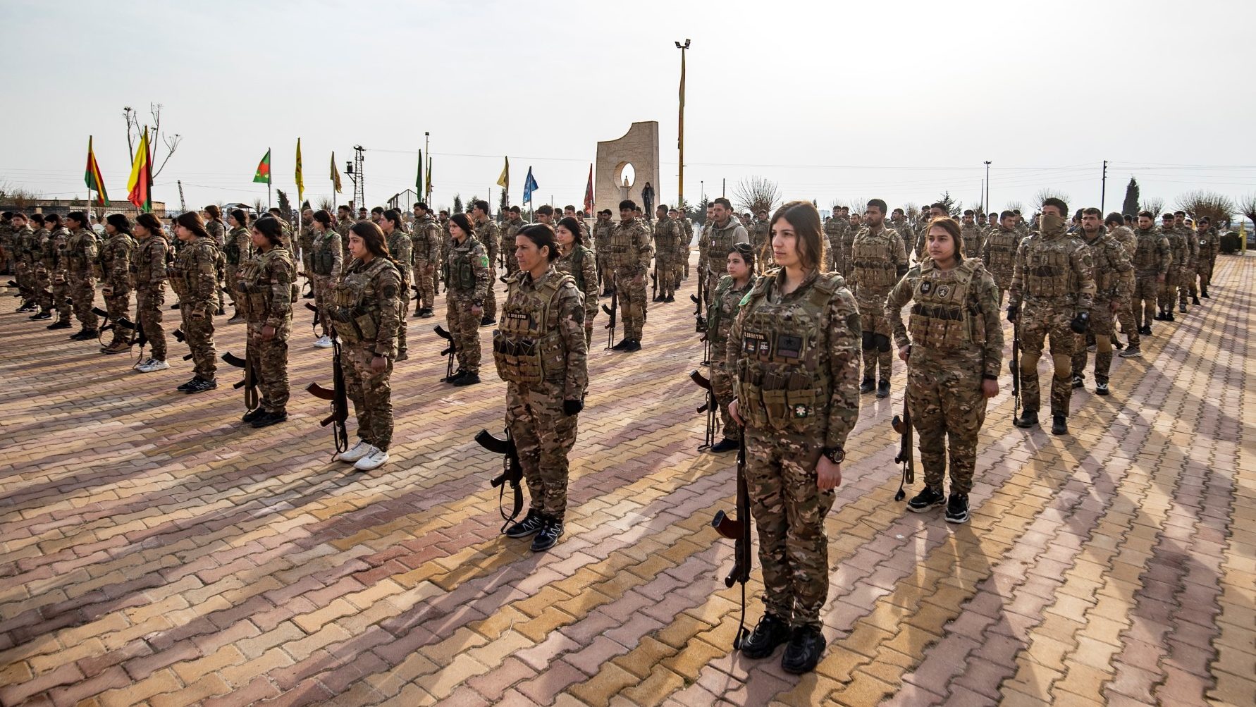 International Coalition Arrests SDF Leaders for Smuggling ISIS Prisoners