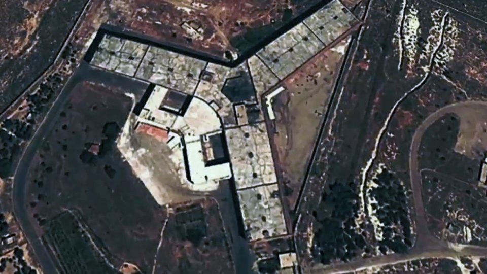 Human Rights Activists Monitor Release of Detainees from Assad Prisons