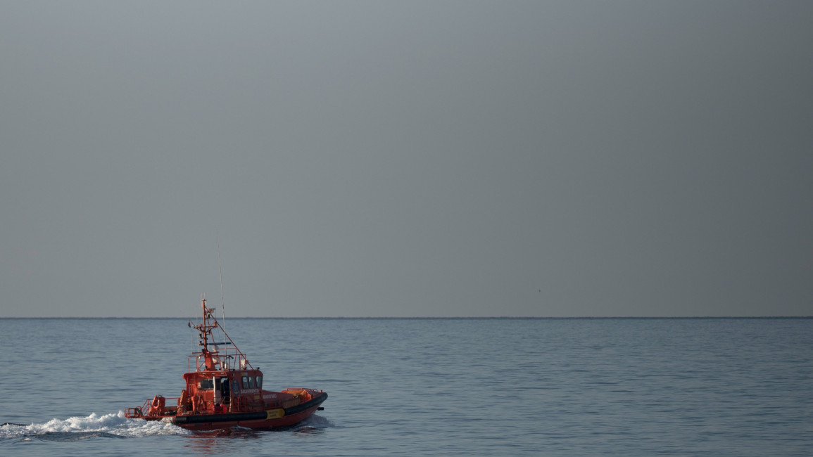 At Least Four Syrian Refugees Die as Boat Sinks off Algeria Coast
