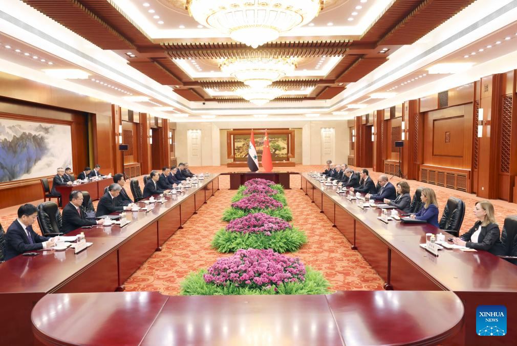 Syria Today – Assad Meets Chinese Speaker; SDF Implement Curfew in Deir-ez-Zor; Coalition Arrests Two ISIS Commanders