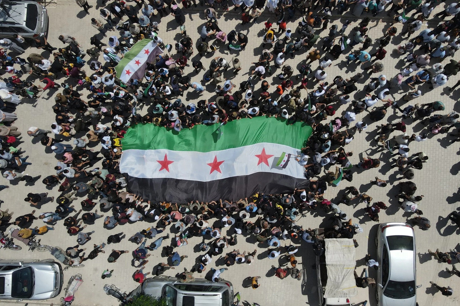 Syria Today - Tribal Leader Threatens U.S.; SDF Kills Two pro-Ankara Fighters; Calls for Syria Victims Fund - The Syrian Observer