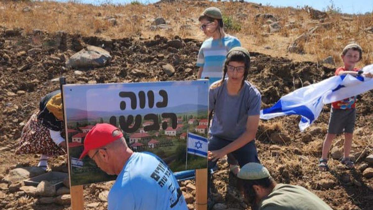 Israeli Settlers Attempt to Establish Outpost in Syria Near Golan Heights