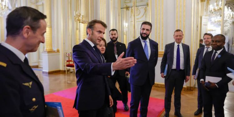 Syrian Authorities Halt Play Critical of Transitional Government