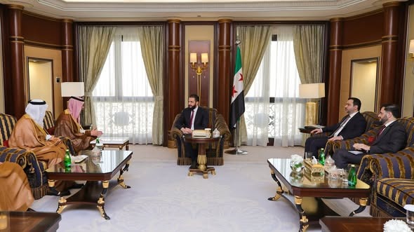 Sharaa Meets Saudi Telecom Chairman and International Investors in Riyadh