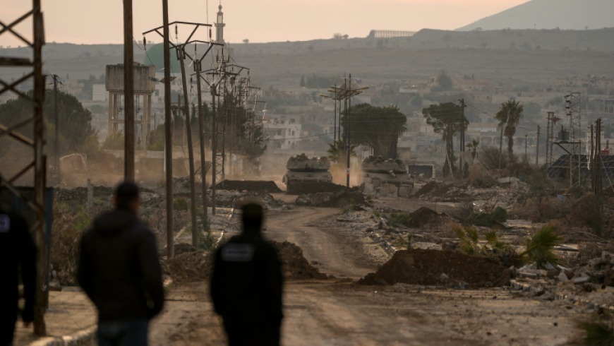 Local sources informed Syria TV that an Israeli military patrol, consisting of five Humvee-type vehicles, entered the villages of al-Razaniyah and Abu Rajm, near the town of Saida al-Joulan in southern Quneitra.