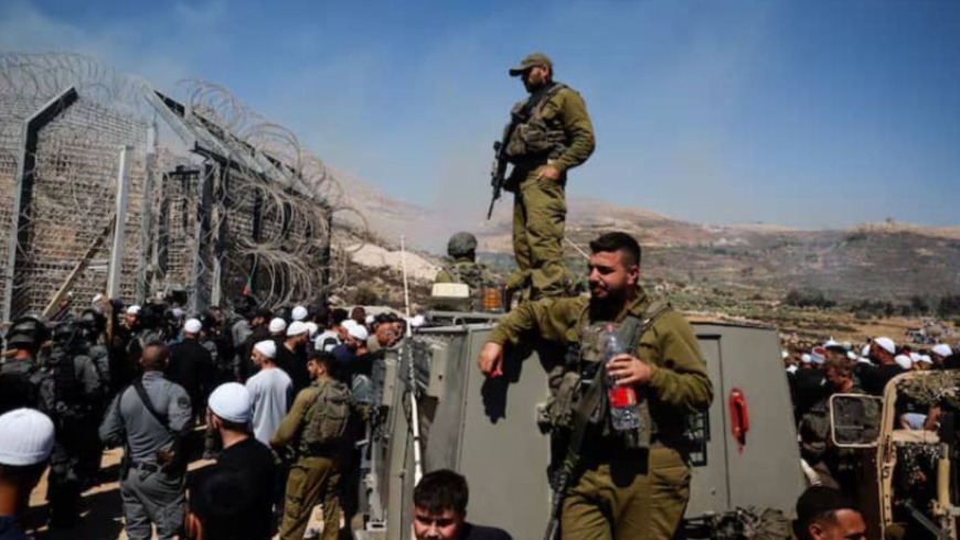 Axios also reported that Israel has proposed establishing buffer security zones south-west of Damascus and imposing a no-fly zone on Syrian aircraft near the border, in exchange for an Israeli withdrawal from territory it recently entered