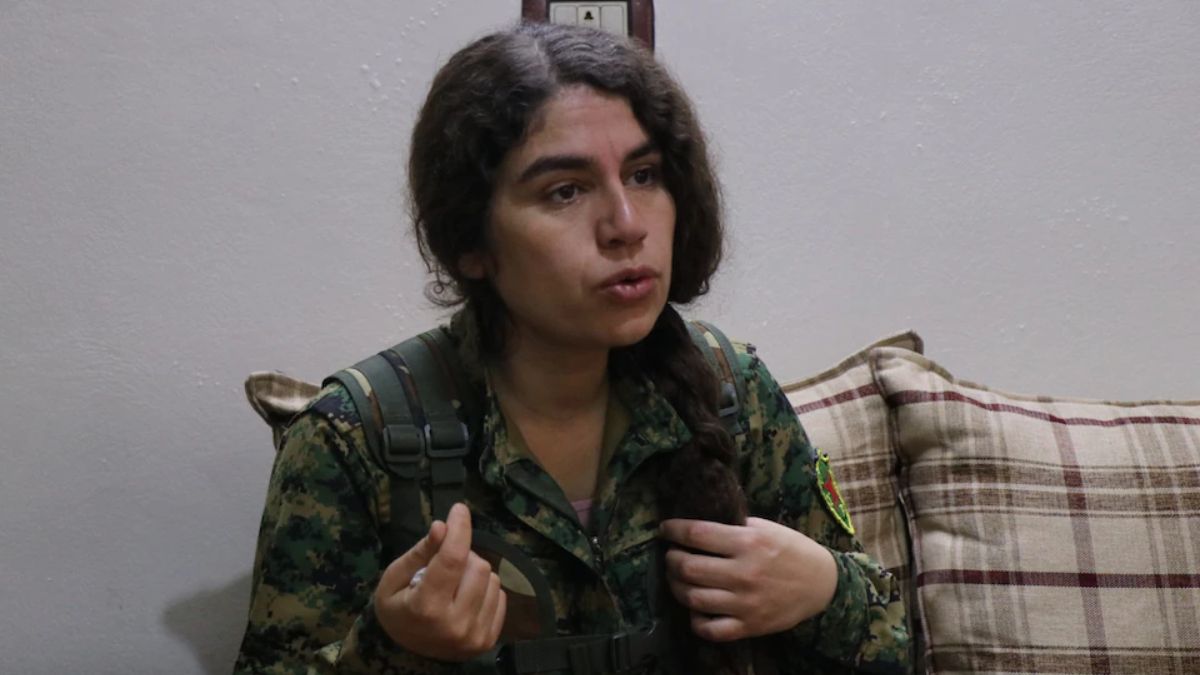 The Women’s Protection Units (YPJ), the all-female militia within the Syrian Democratic Forces (SDF), have declared they will maintain their armed presence despite the recent integration agreement between the Syrian government and the SDF.
